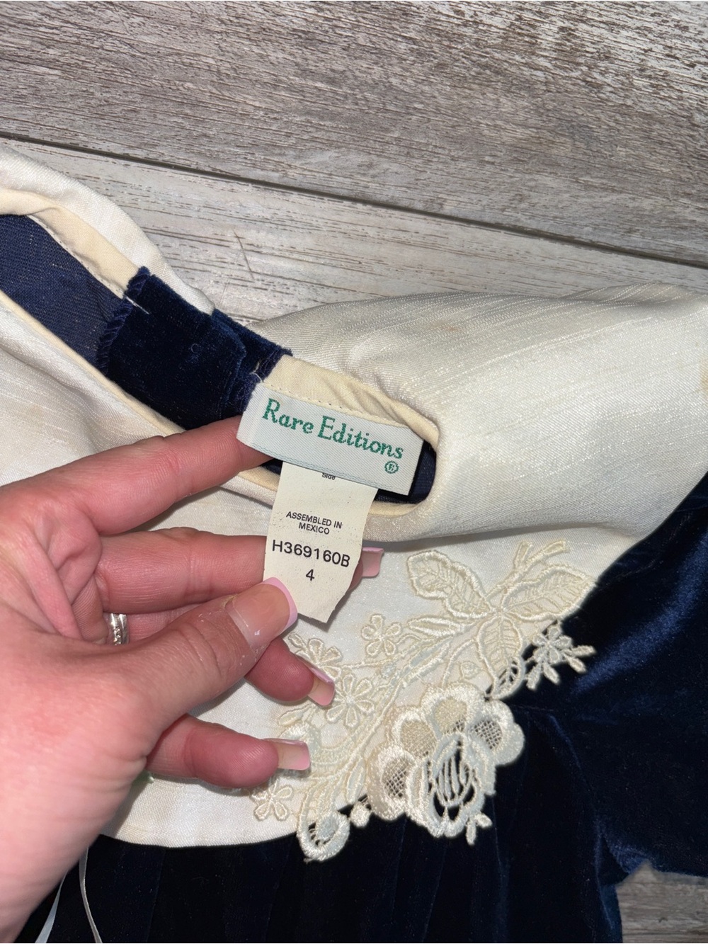 Rare editions girls Navy Velvet Dress with White Bib Collar and Matching Purse - Picture 3 of 3